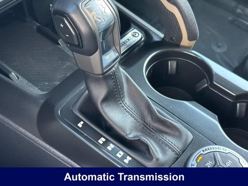 Used 2025 Ford Bronco Badlands AWD/4WD image 28