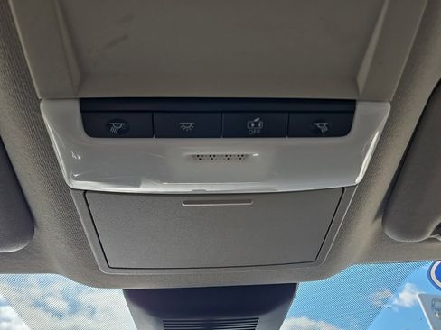 Used 2022 Nissan Sentra SV w/ Trunk Package image 21