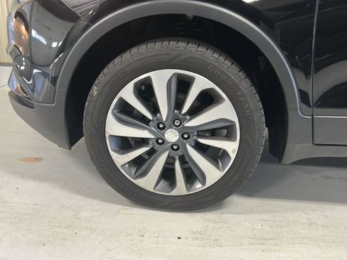 Used 2021 Buick Encore Preferred w/ Safety Package image 27