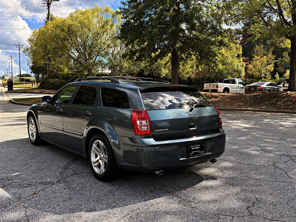 Used 2005 Dodge Magnum R/T w/ Convenience Group II RWD image 7