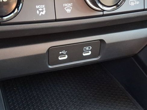Certified 2025 Honda Accord SE image 25