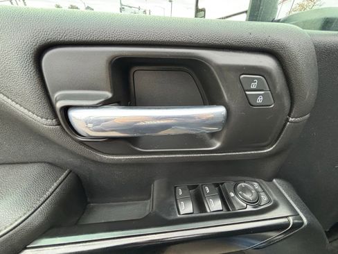 Used 2021 GMC Sierra 2500 SLE image 26