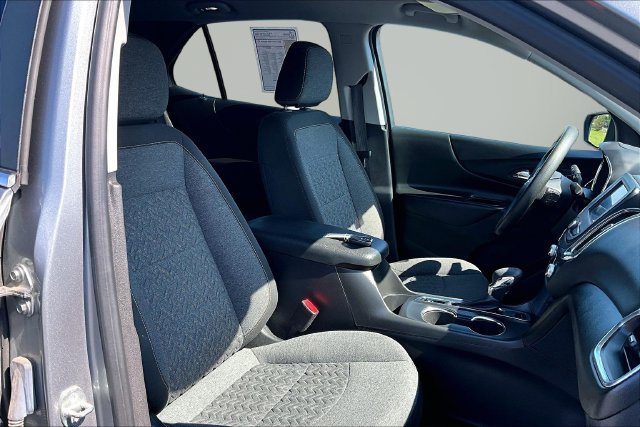 Used 2023 Chevrolet Equinox LT AWD/4WD image 7