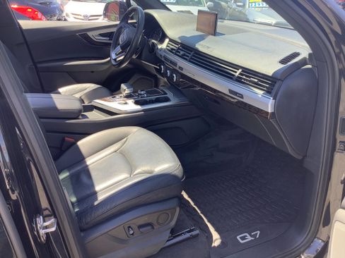 Used 2019 Audi Q7 2.0T Premium w/ Convenience Package AWD/4WD image 19