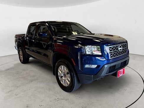 Used 2023 Nissan Frontier SV w/ SV Convenience Package AWD/4WD image 8