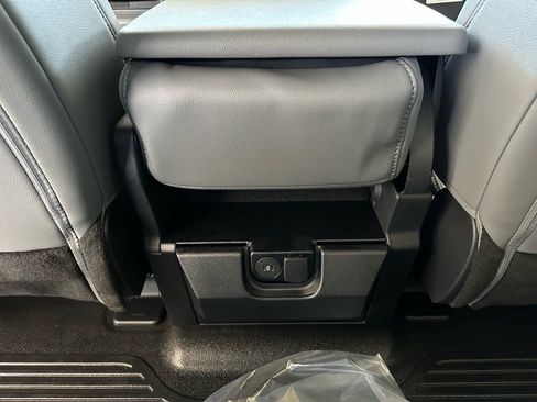 New 2026 Ford F350 XL w/ XL Chrome Package image 33