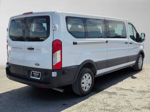 Used 2024 Ford Transit 350 XLT RWD image 3