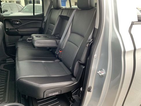 Certified 2025 Honda Ridgeline RTL image 36