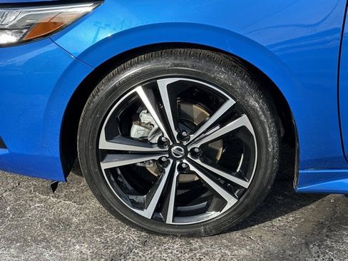 Certified 2022 Nissan Sentra SR w/ Trunk Package image 10