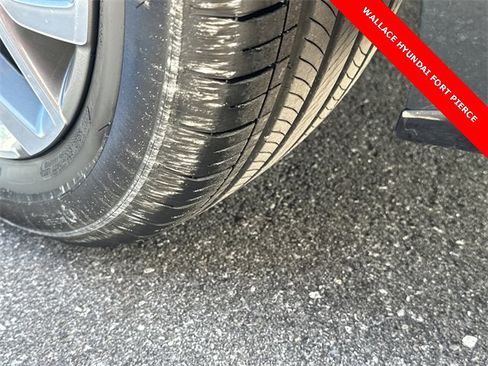 Used 2023 Hyundai Sonata SEL w/ Preferred Accessory Package image 11