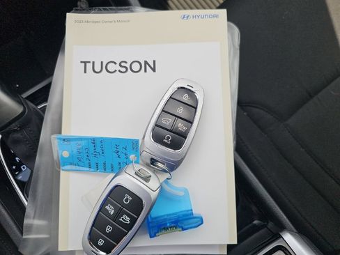 Used 2023 Hyundai Tucson SEL AWD/4WD image 5