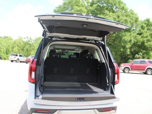New 2026 Ford Expedition Platinum w/ Driver's Package AWD/4WD image 17