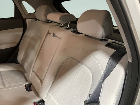 Used 2023 Hyundai Kona SEL image 11