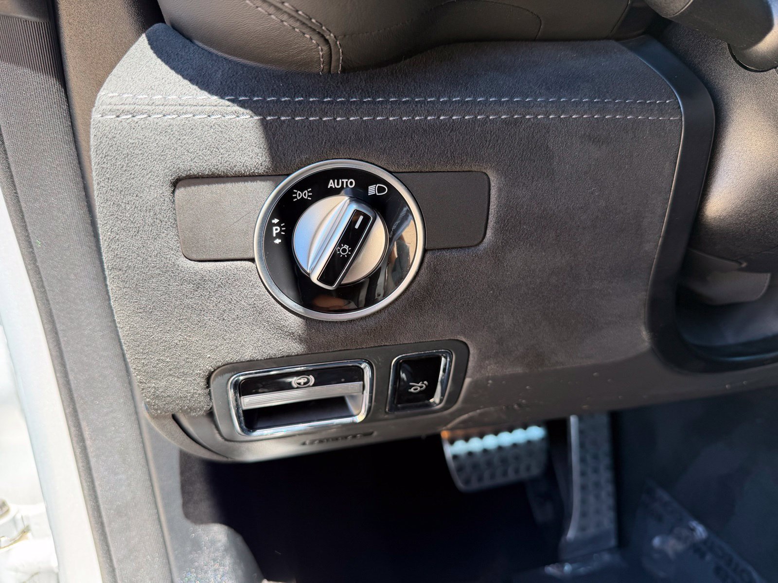 Used 2020 Mercedes-Benz AMG GT R image 18