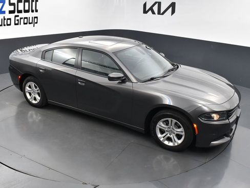 Used 2022 Dodge Charger SXT w/ Leather Interior Group image 22