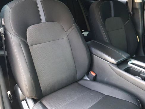 Used 2022 Nissan Sentra SV FWD image 16