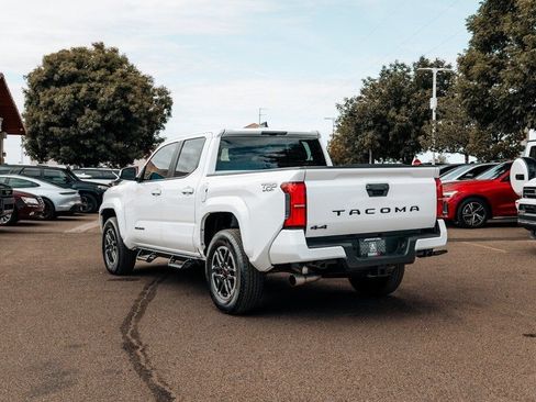 Used 2026 Toyota Tacoma TRD Sport AWD/4WD image 5