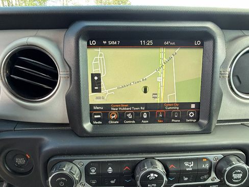 Certified 2023 Jeep Gladiator Overland image 29