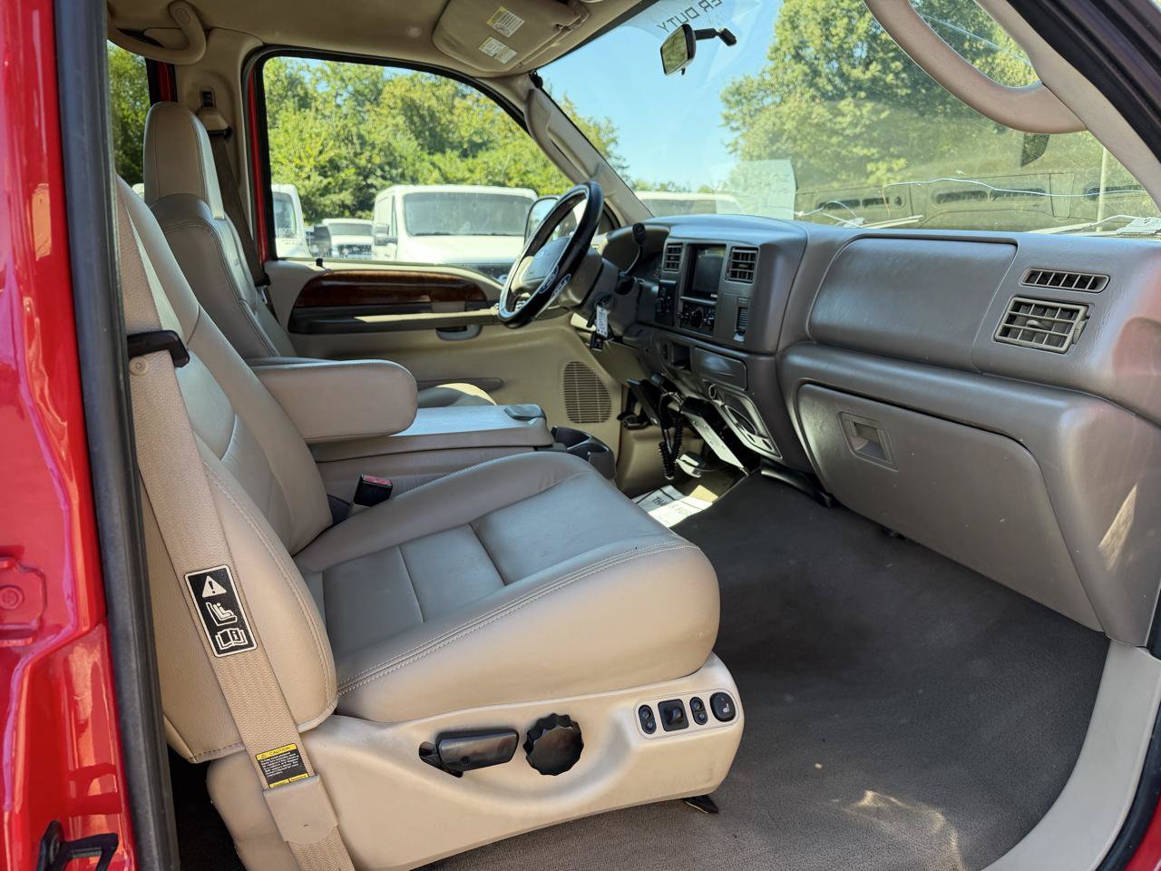 Used 2003 Ford F350 Lariat AWD/4WD image 11