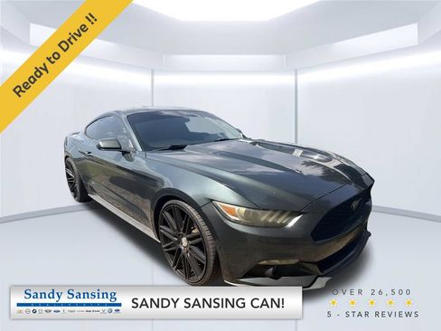 Used 2015 Ford Mustang Coupe RWD image 1