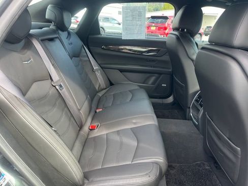 Used 2017 Cadillac CT6 Luxury AWD/4WD image 10