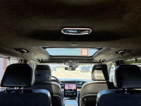 Used 2022 Jeep Grand Cherokee L Summit AWD/4WD image 37