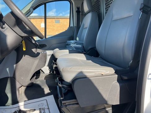 Certified 2019 Ford Transit 250 Base image 15