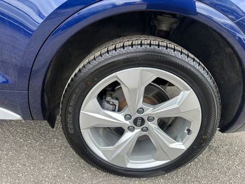 Used 2023 Audi Q5 2.0T Prestige image 31