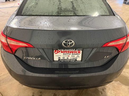 Used 2017 Toyota Corolla LE image 16