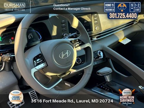 Used 2025 Hyundai Elantra Sport FWD image 12