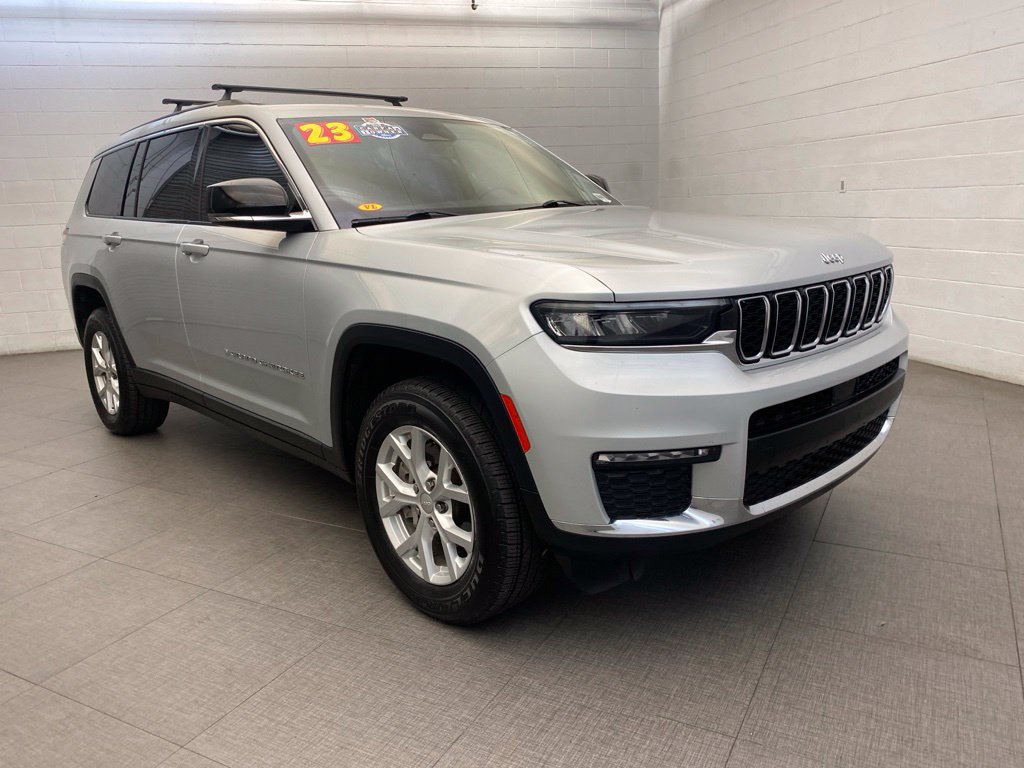 Used 2023 Jeep Grand Cherokee L Limited AWD/4WD image 4