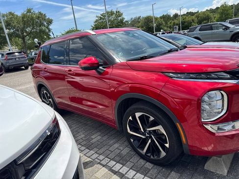 Used 2022 Mitsubishi Outlander SEL FWD image 16