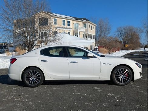 Used 2019 Maserati Ghibli S Q4 image 4