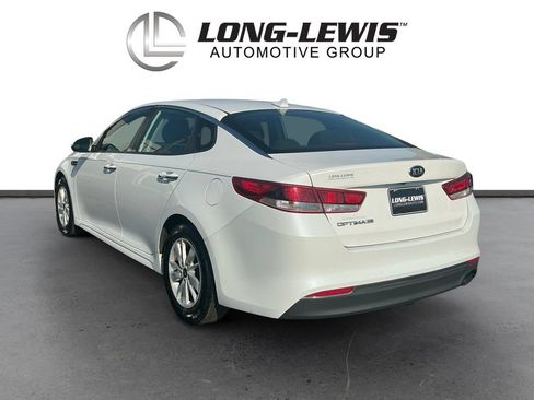 Used 2017 Kia Optima LX FWD image 4