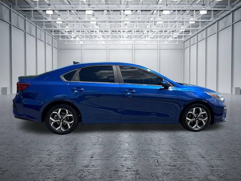 Used 2020 Kia Forte LXS FWD image 8