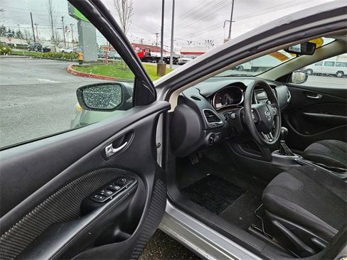 Used 2015 Dodge Dart SE w/ Convenience Group image 11