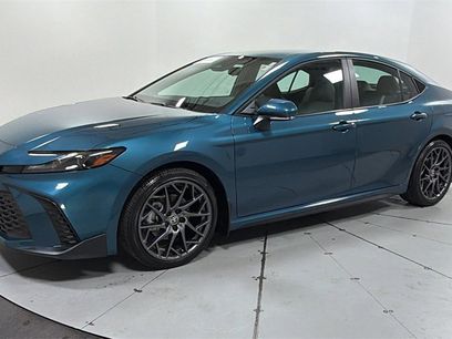 Used 2025 Toyota Camry SE