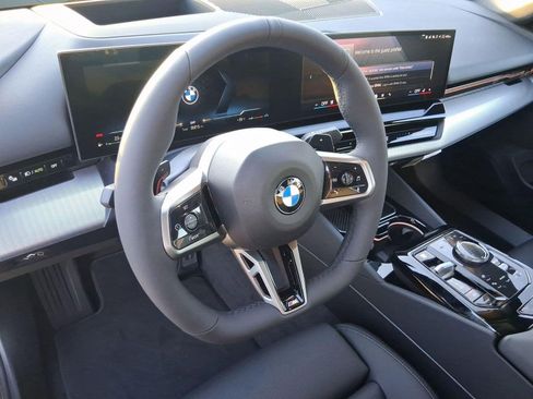 Used 2026 BMW 530i w/ M Sport Package RWD image 13