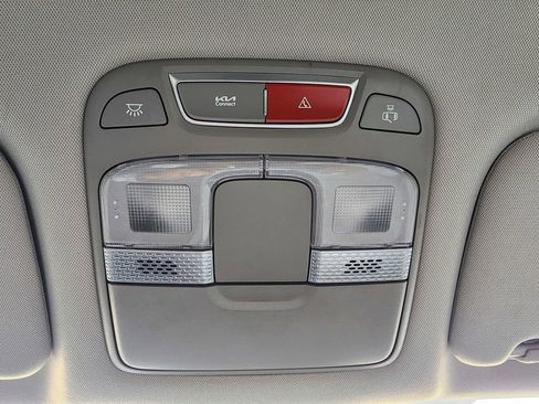 Used 2023 Kia Telluride S image 23