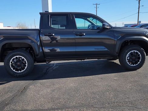 New 2025 Toyota Tacoma TRD Off-Road image 3
