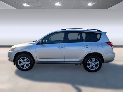 Used 2011 Toyota RAV4 4WD image 2