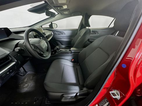 Used 2024 Toyota Prius LE image 13