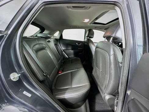 Used 2021 Hyundai Kona Limited w/ Cargo Package image 27