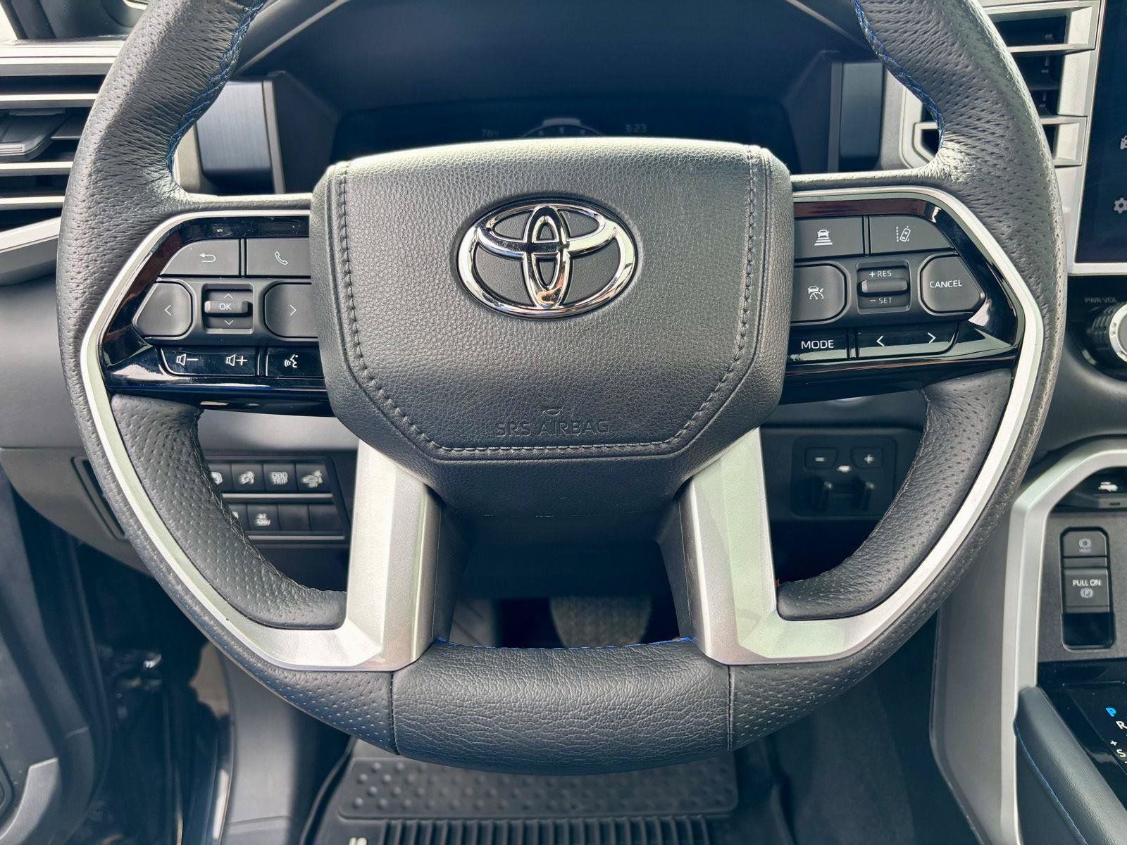 Used 2023 Toyota Sequoia Platinum AWD/4WD image 36