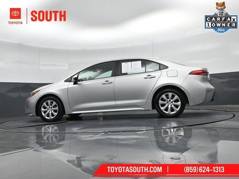 Used 2024 Toyota Corolla LE FWD image 41