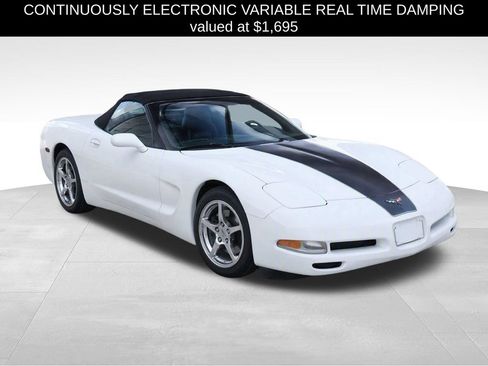Used 1998 Chevrolet Corvette Convertible RWD image 1