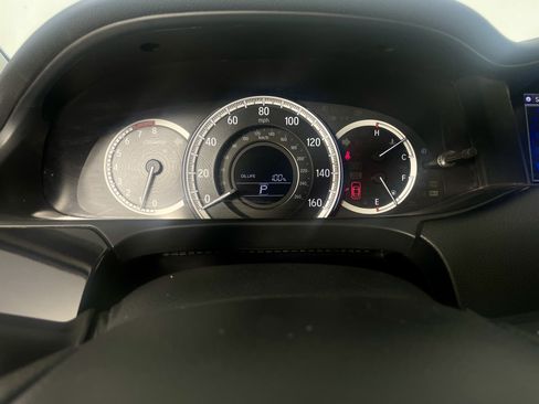 Used 2017 Honda Accord LX image 16