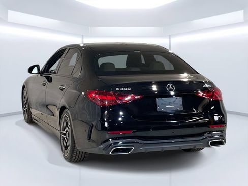 Used 2022 Mercedes-Benz C 300 4MATIC Sedan image 3