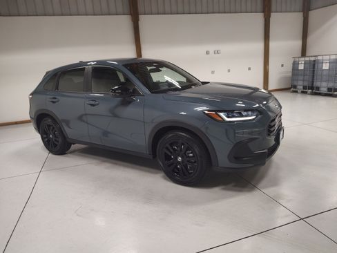 New 2027 Honda HR-V Sport image 2