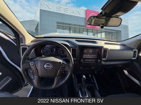 Used 2022 Nissan Frontier SV image 14